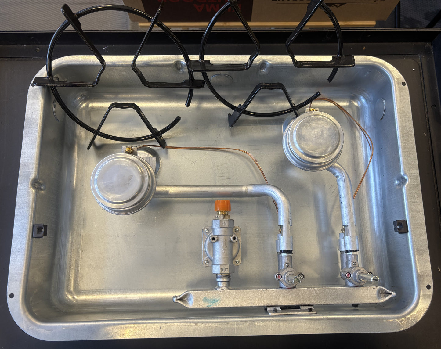 Suburban RV Drop In Stove SDN2U 2937A (BURNER BOX ONLY)