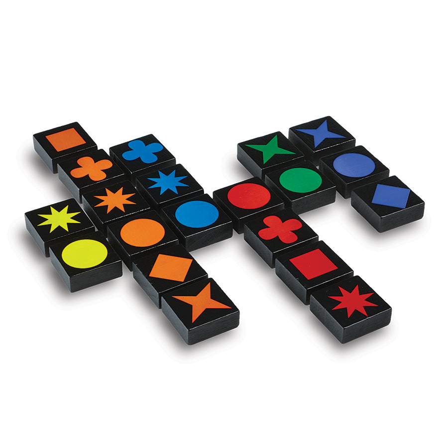 Qwirkle game set with wooden tiles