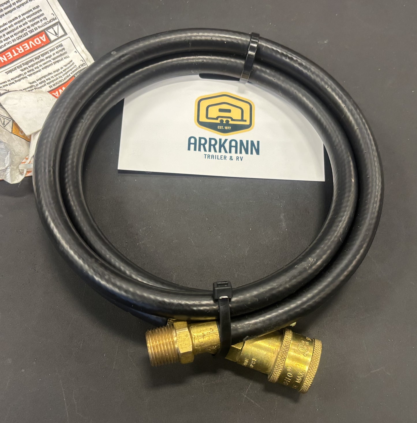 FLEXABLE HOSE CONNECTION FOR LP GAS 350PSI (MH-18526 B)