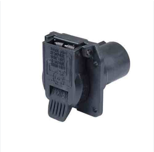 Closed lid protecting terminals on 7‑way trailer wiring socket
