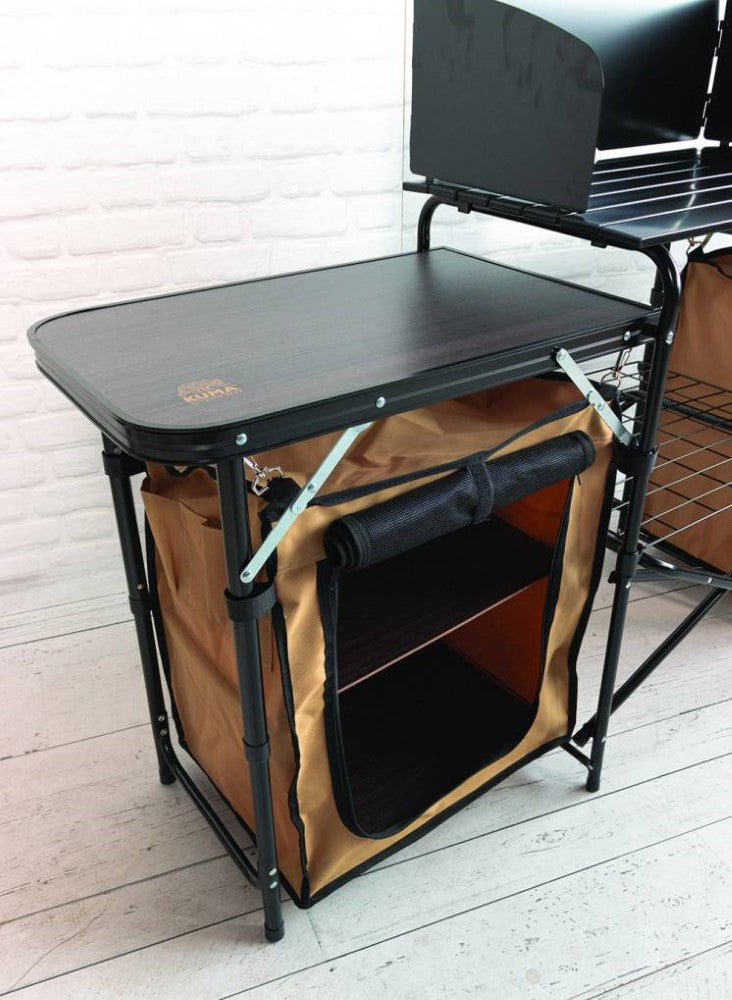 Organize your outdoor cooking with the Kuma Busy Bear Camp Kitchen, featuring collapsible storage.